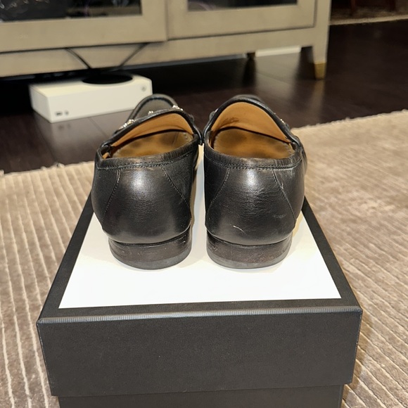 GUCCI LOAFERS WITH SIGNATURE BUCKLE DETAIL WITH BOX SIZE 9 - Picture 5 of 9
